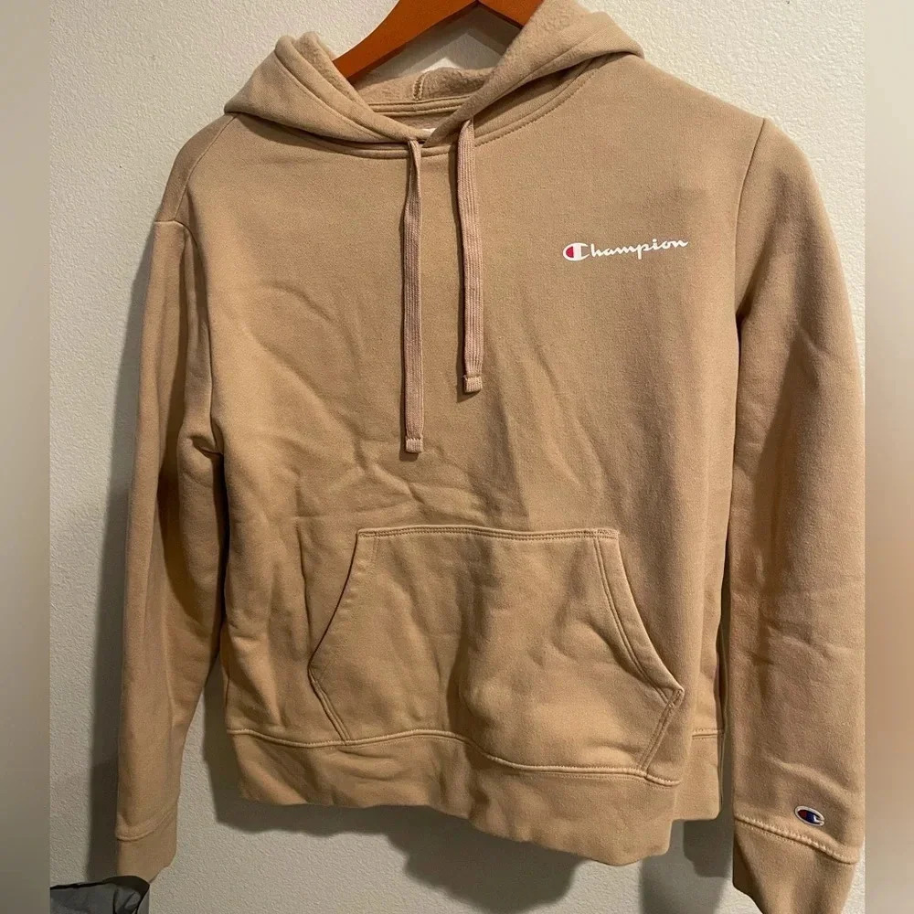 Champion women's cream‎ color sweater size XS
